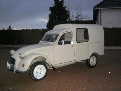 ALLOIN JEAN MARC (2CV FOURGONNETTE)